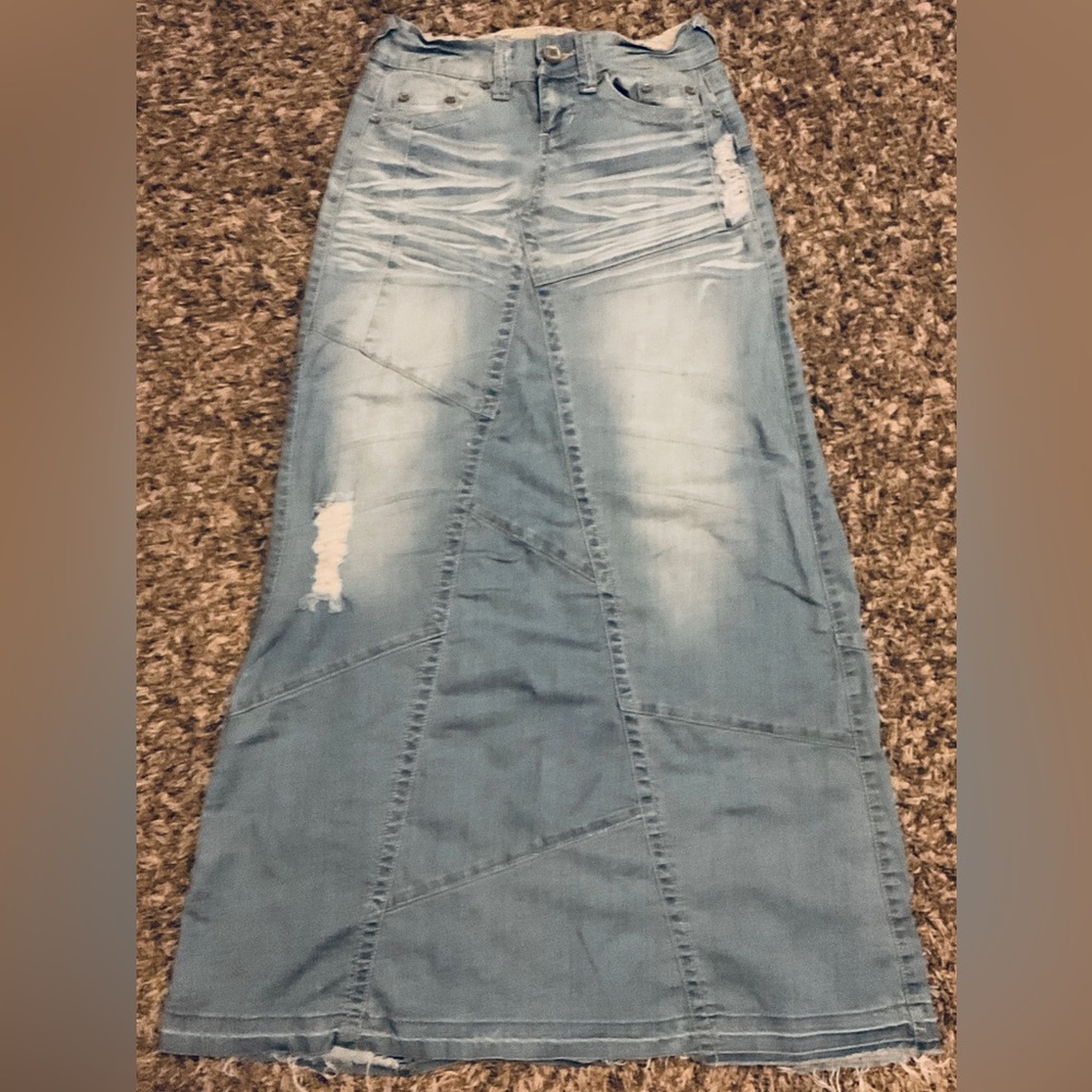 YNO brand denim skirt
